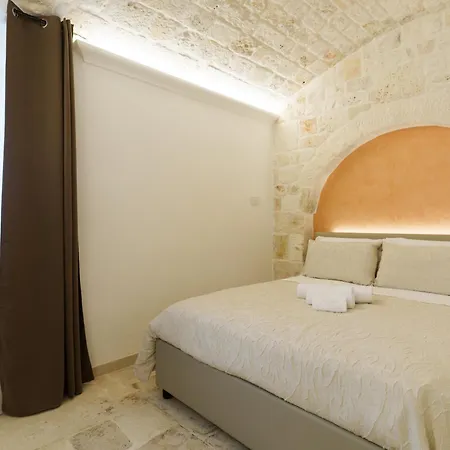 Trulli Petrantiqua Con Piscina *