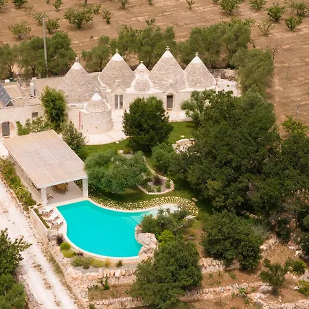 Trulli Petrantiqua Con Piscina Villa Locorotondo