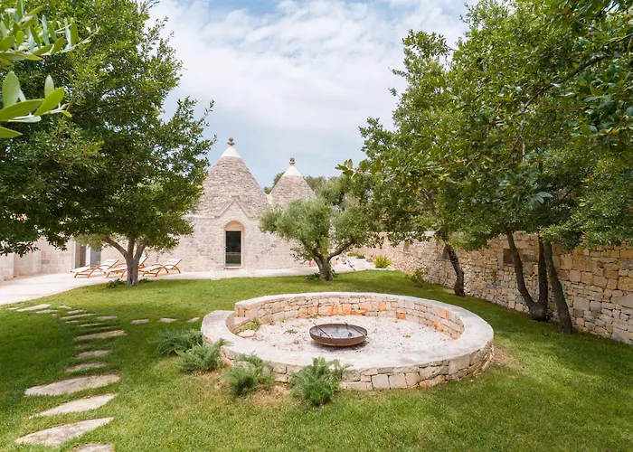 Villa Trulli Petrantiqua Con Piscina Locorotondo
